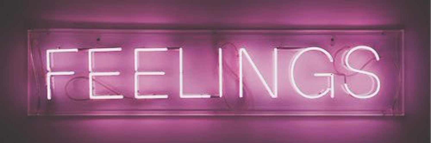 HelloTesla's profile banner image