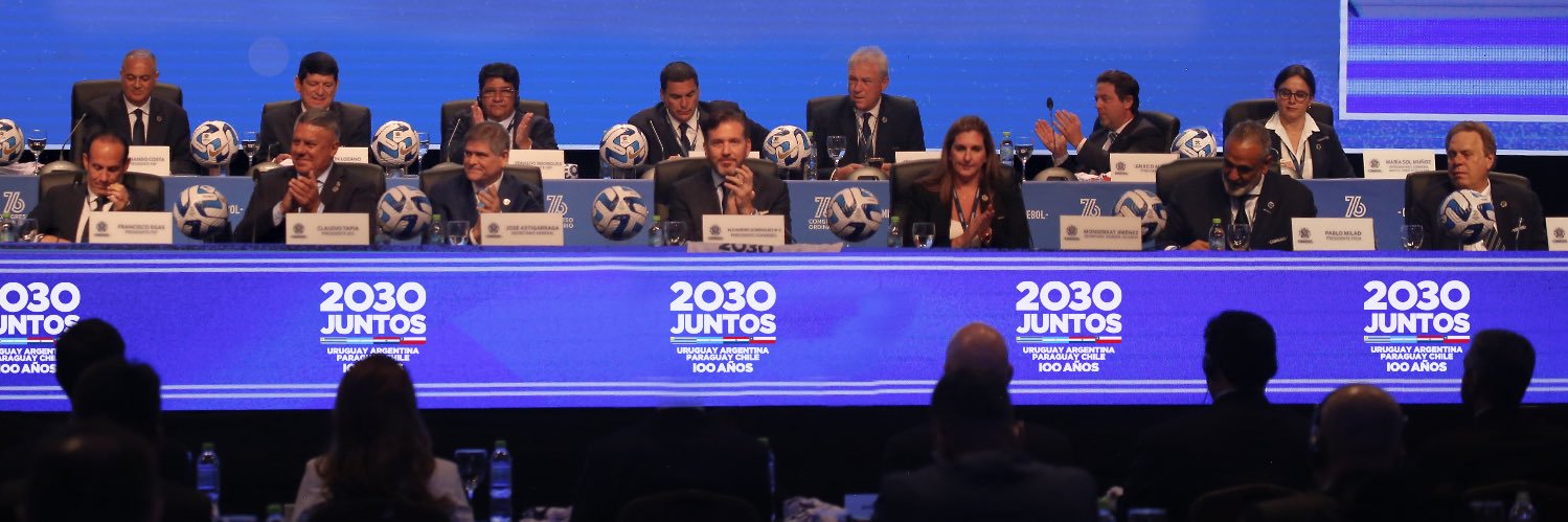 Alejandro Domínguez's banner