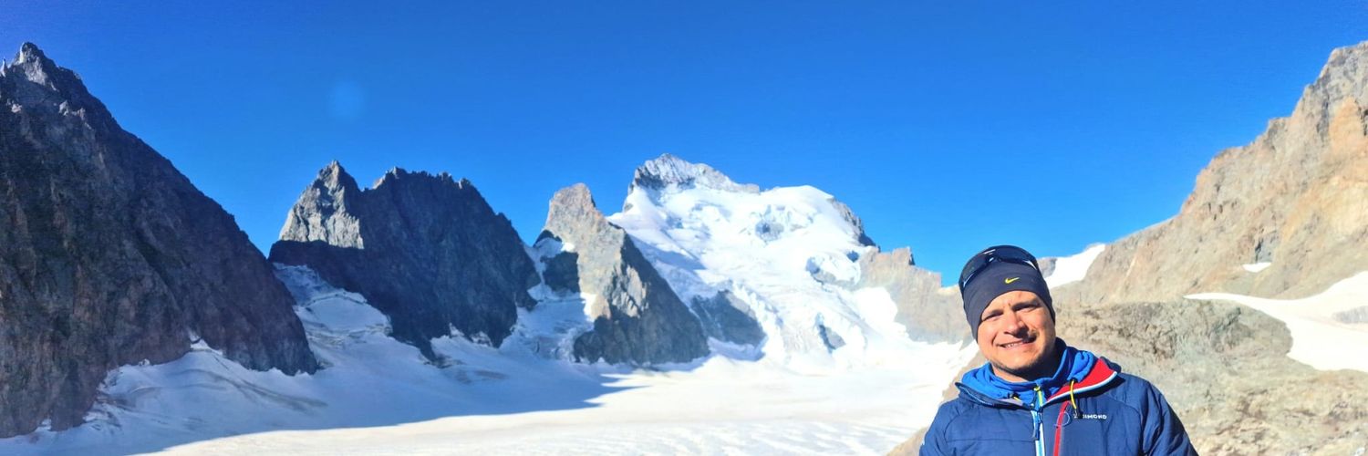 Carlos Montejo banner