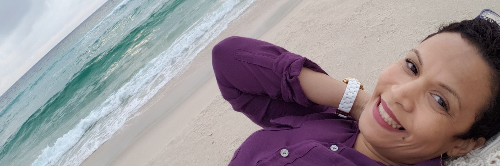 alinicosta's profile banner image