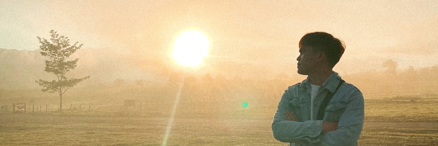 CentPelare's profile banner image