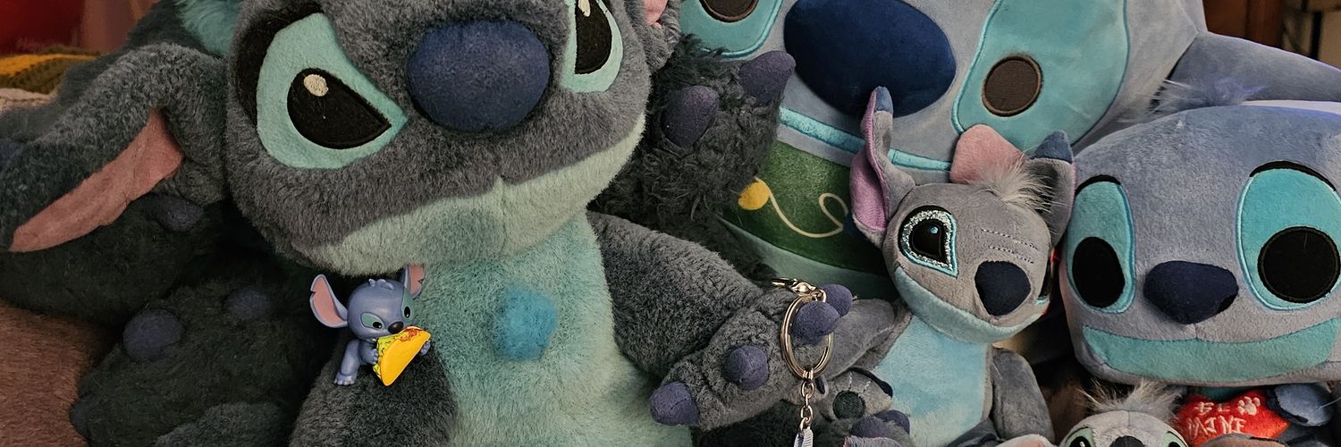 yopoof's profile banner image