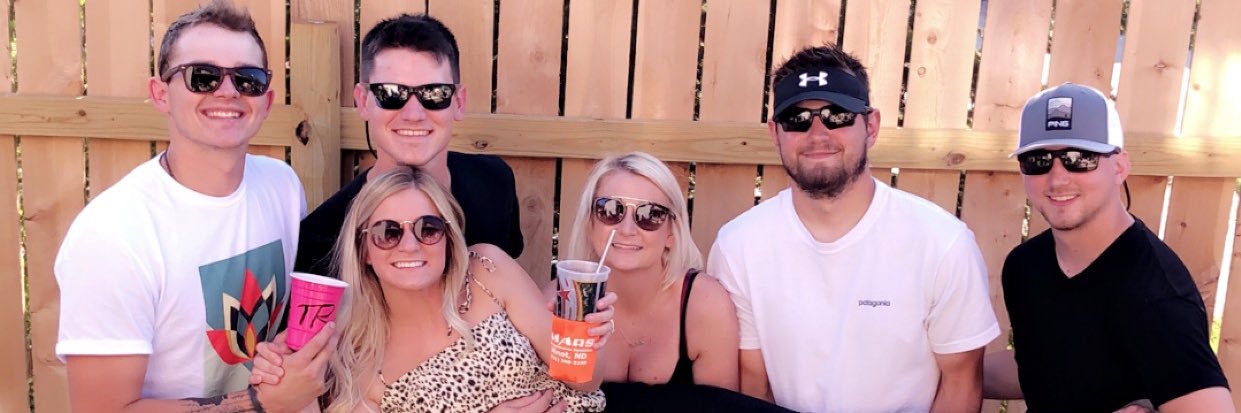 ehennessy4's profile banner image