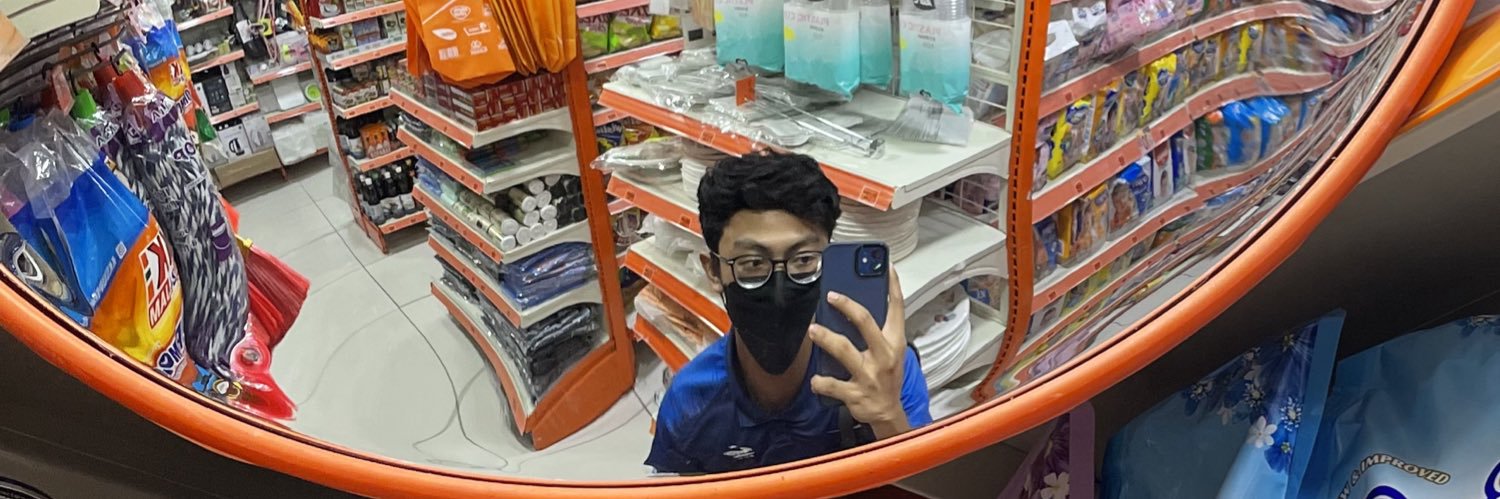 khxlis_'s profile banner image