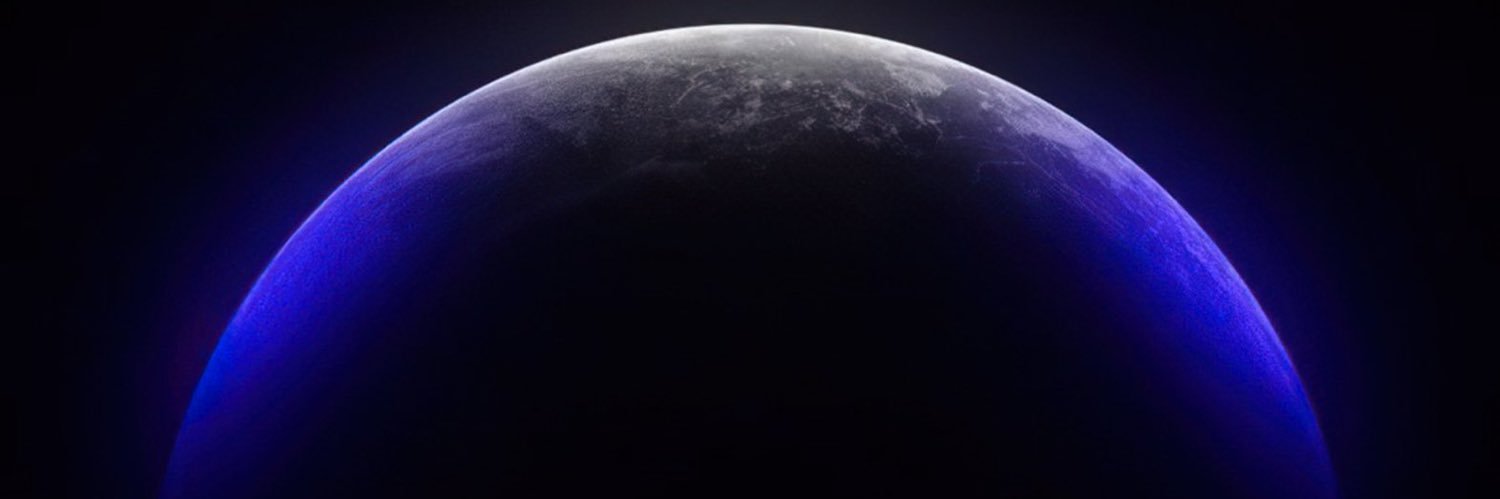 DanielRoov's profile banner image