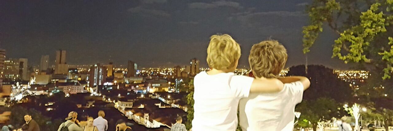 luznalop's profile banner image