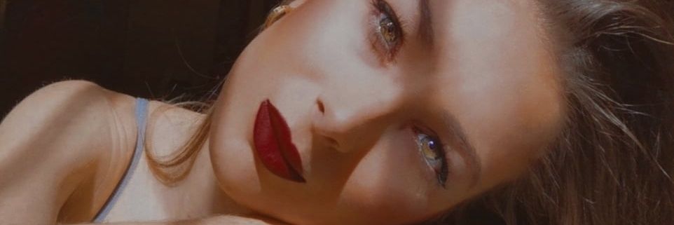 Laura Cruz banner