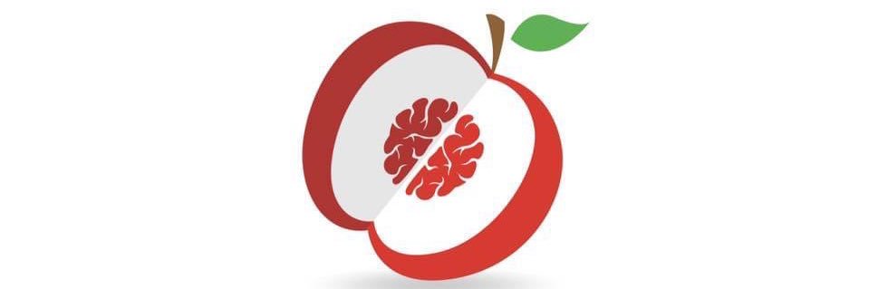 Claire Smith 🧩💜🍎 banner