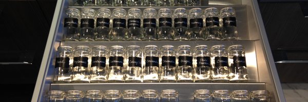 declutterDeb Profile Banner