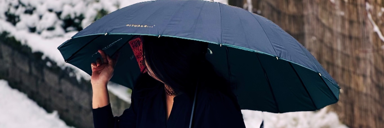 taniik's profile banner image