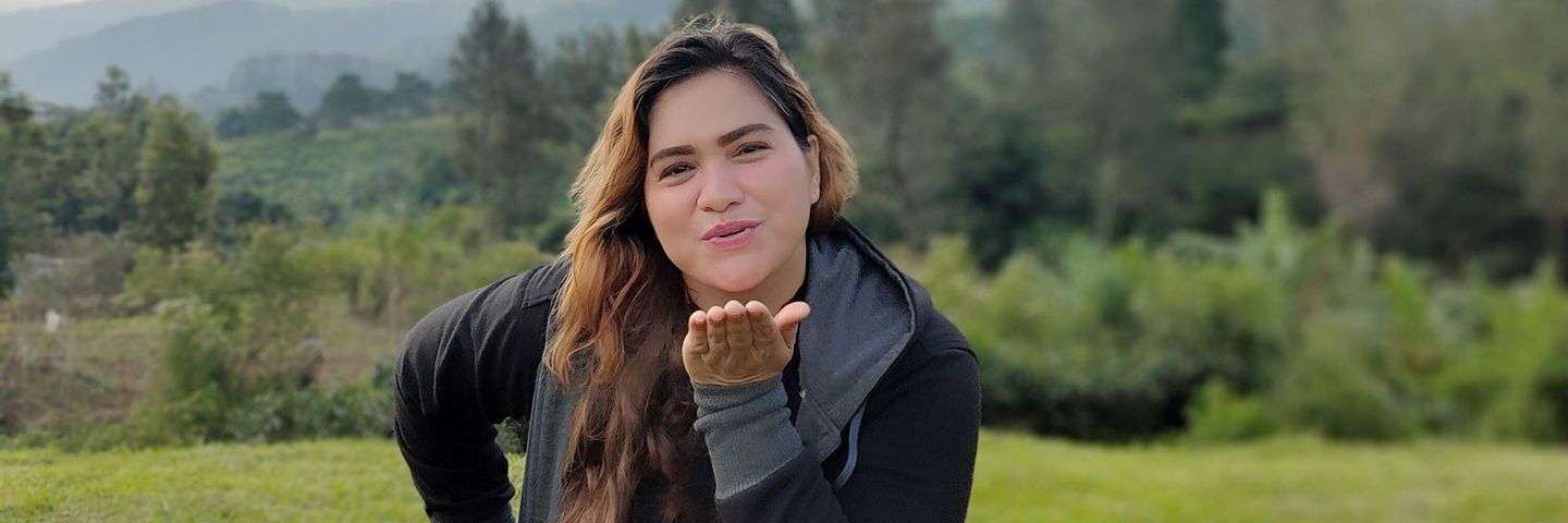 annashirley2's profile banner image