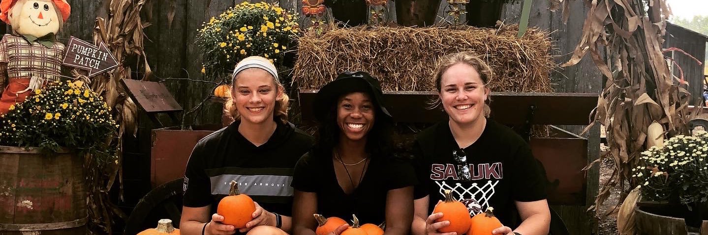 CaitlynClaussen's profile banner image