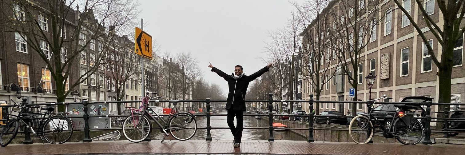 randjiv's profile banner image