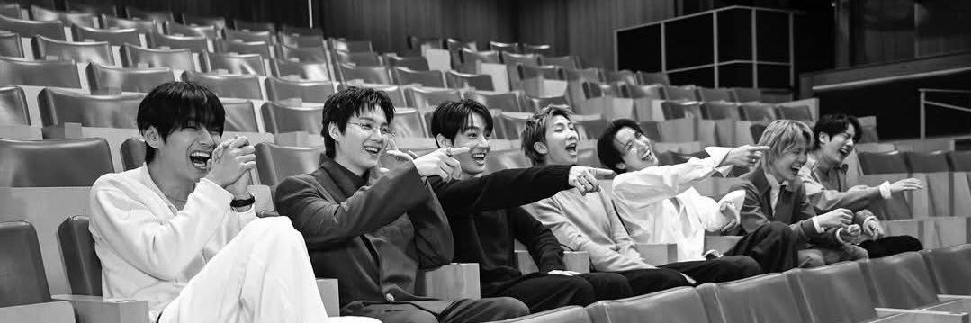 namunlight's profile banner image