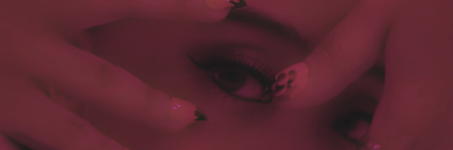 avyuree's profile banner image