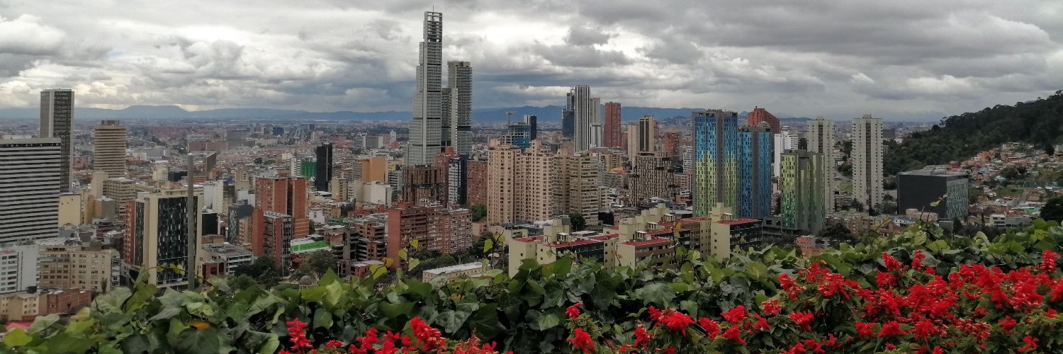 AnaMaCruzTo's profile banner image