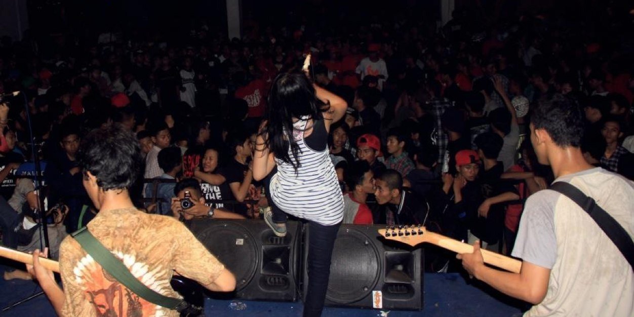 CRANATED DELAMNATION banner