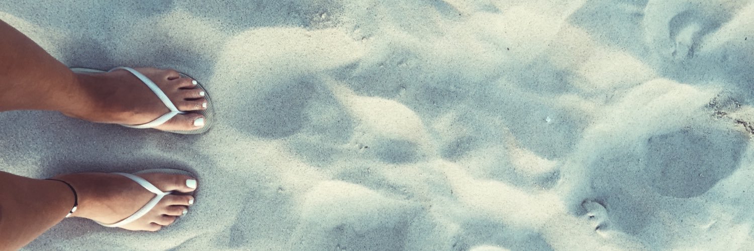 isa_re's profile banner image