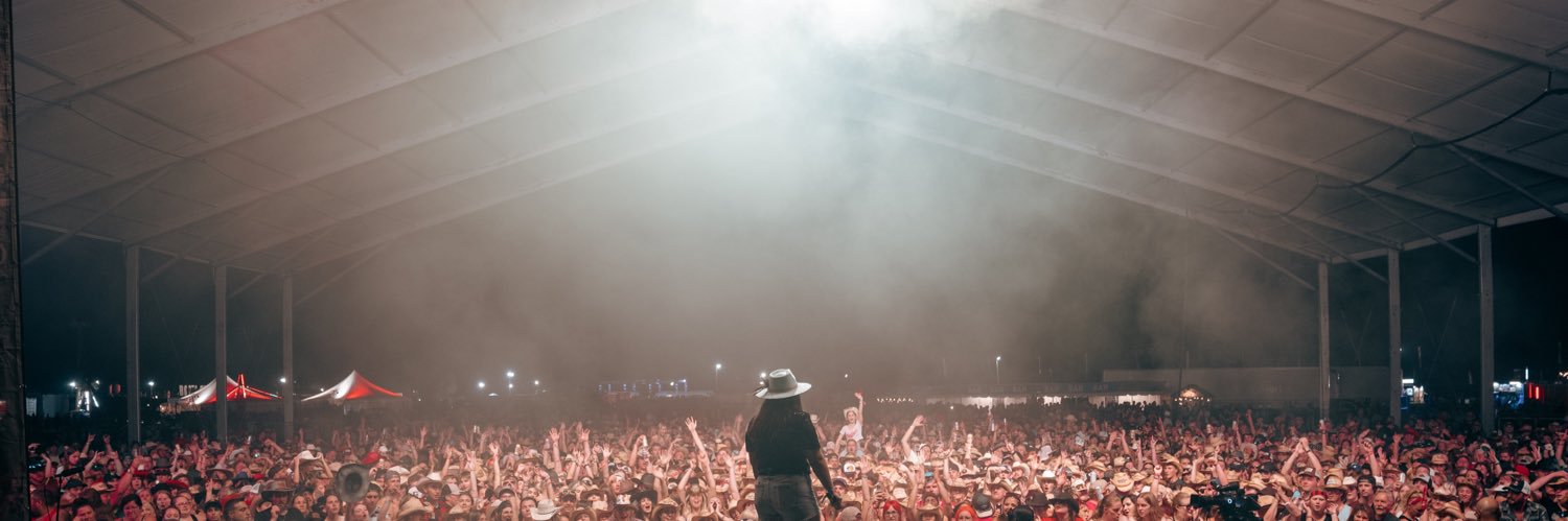 weishjen's profile banner image