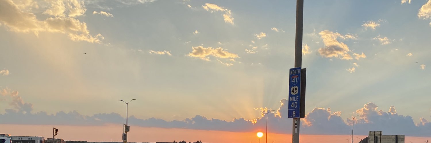 likkhen's profile banner image
