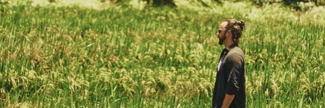 Remiwalsarie's profile banner image