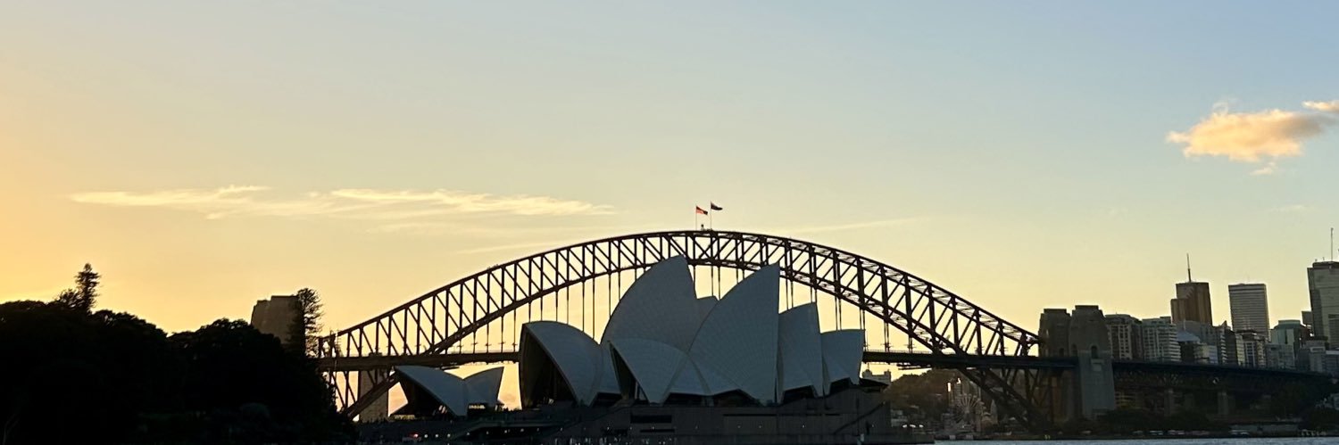 maredwarrd's profile banner image