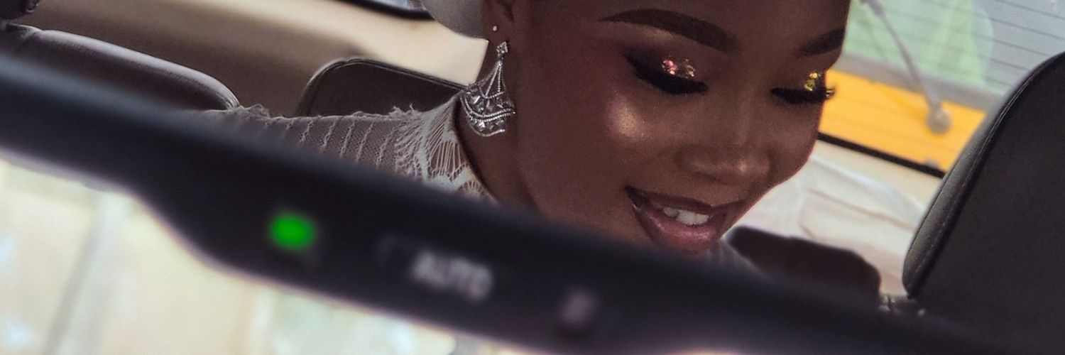 adav33ze's profile banner image