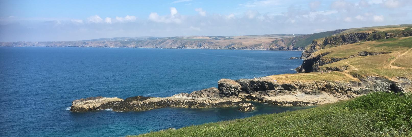 Kerryn Groves 💙 banner