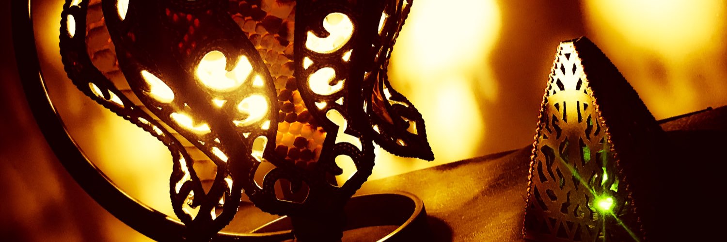 abstract@黙々製作中 banner