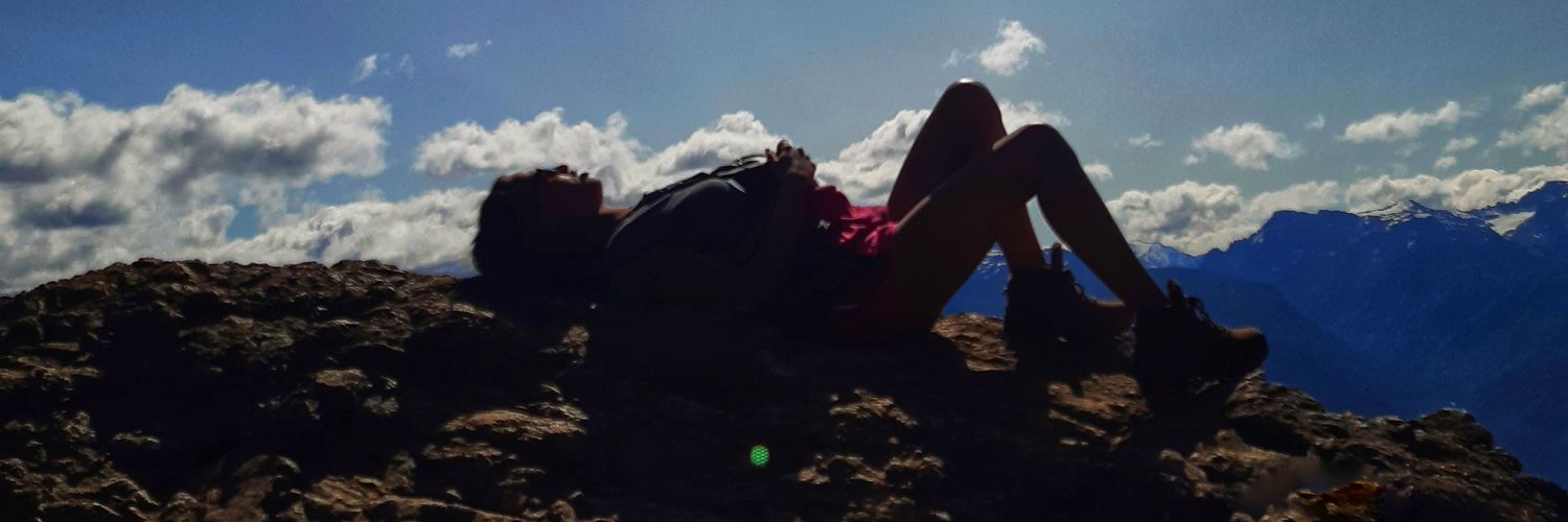 vaneeemontiel's profile banner image