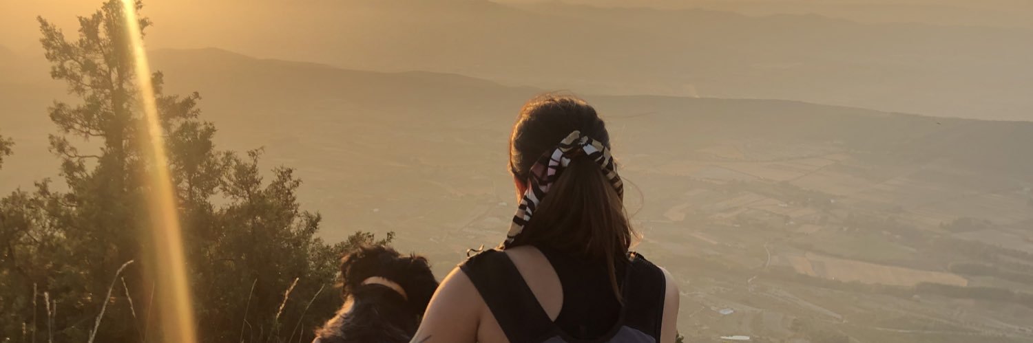 MariaBenavent4t's profile banner image