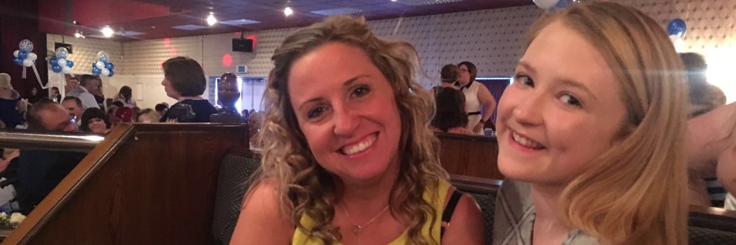 vickieped's profile banner image