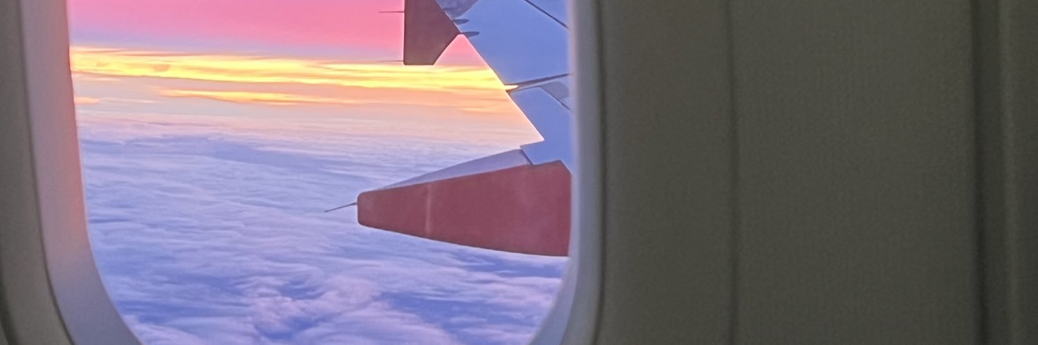yulisapp's profile banner image