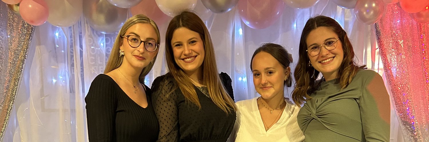 Perrineee15's profile banner image