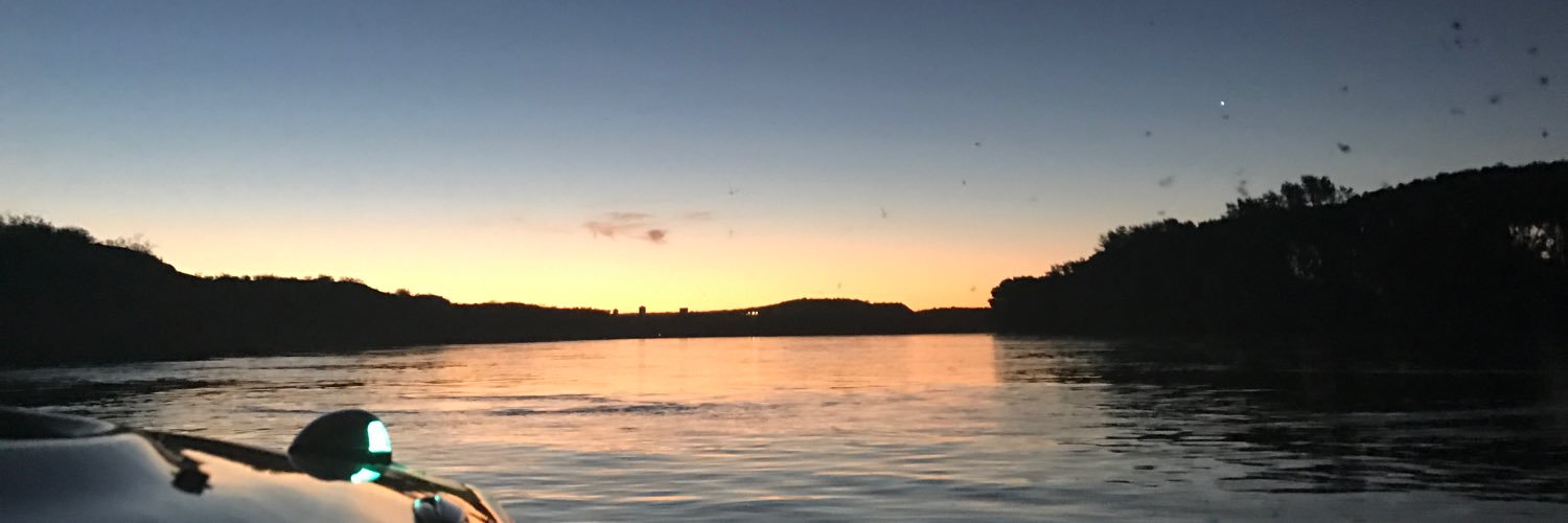 DaniMallo's profile banner image