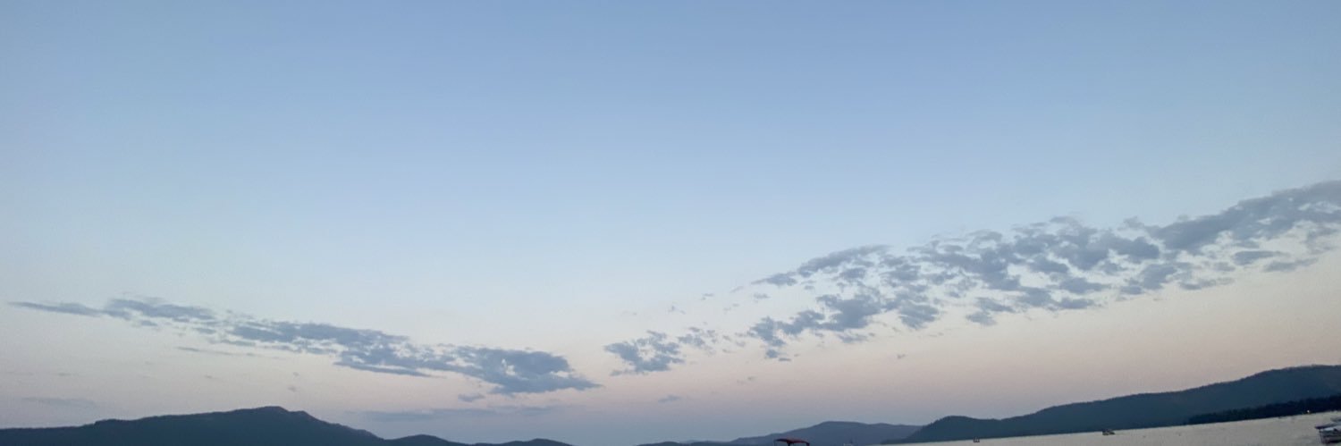 nataliethom13's profile banner image
