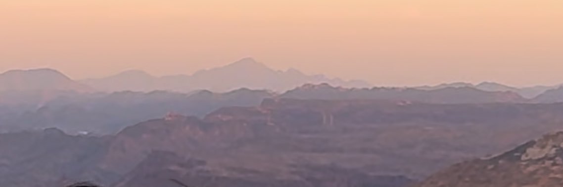 Mokmleah's profile banner image