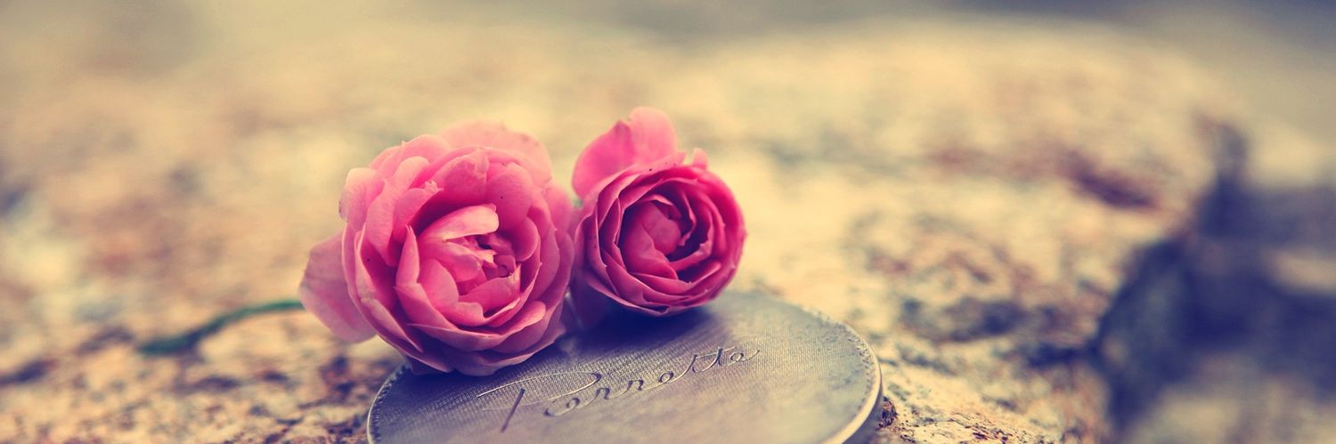 liez_radcliffe's profile banner image