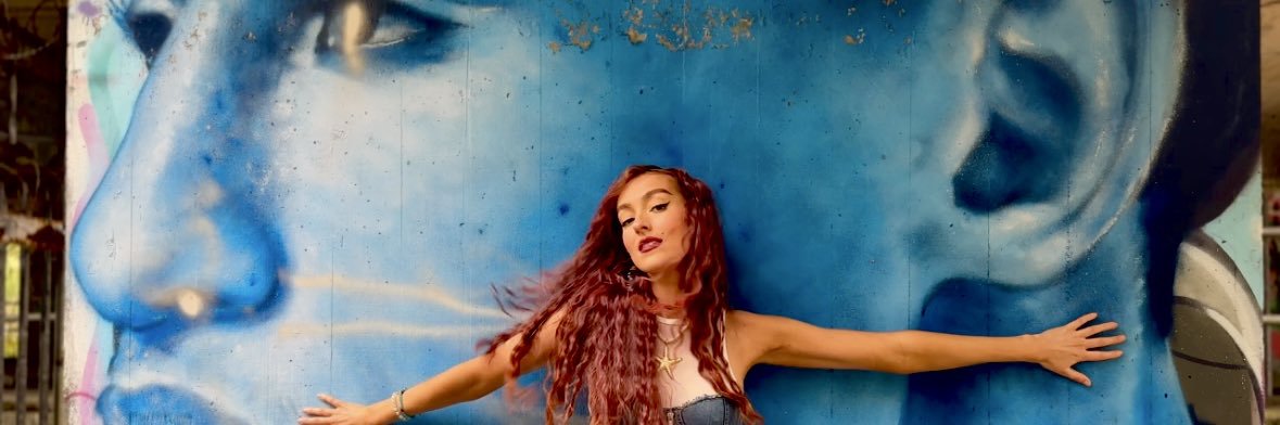 Rachelle Rhienne banner