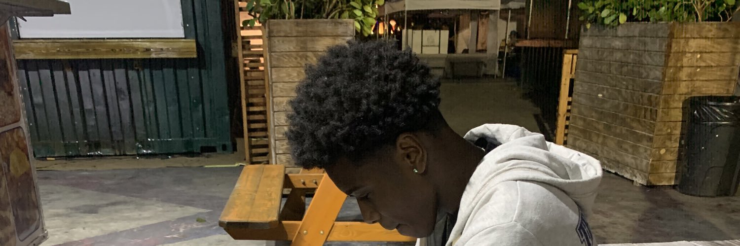 taeviangrant's profile banner image