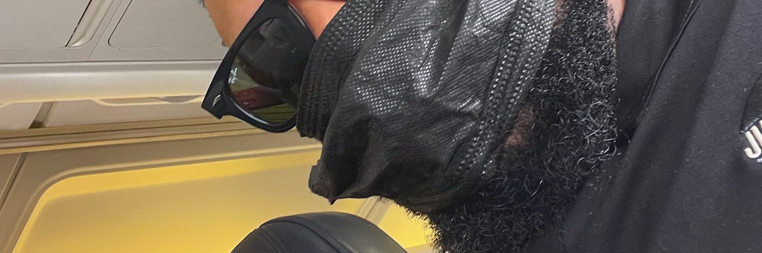 lloydkul's profile banner image