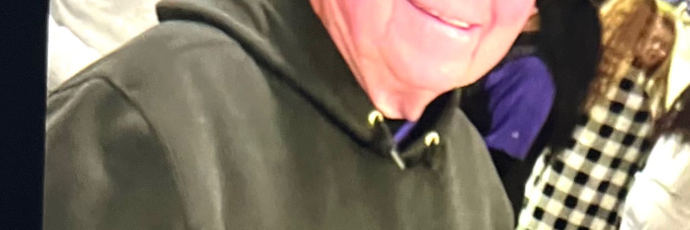 van_chuck's profile banner image