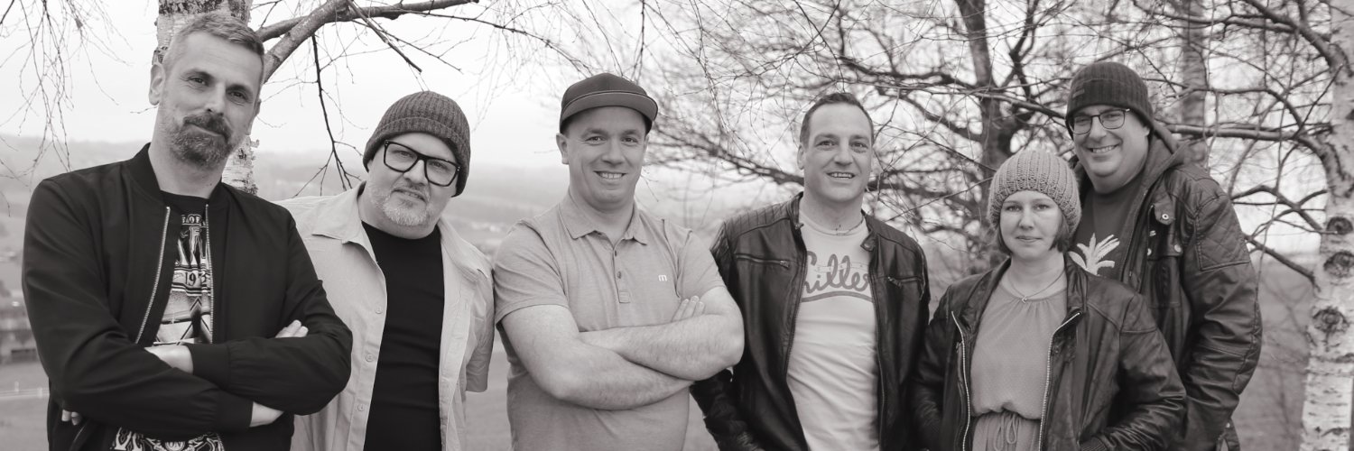 innerElephunk's profile banner image