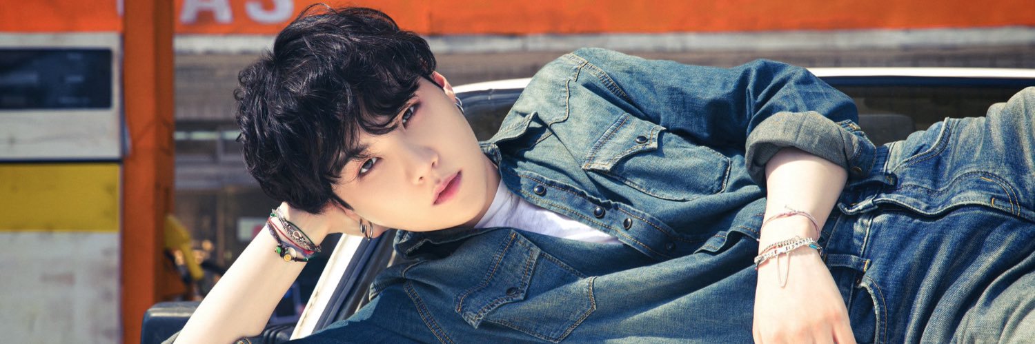 yoonkittyboo's profile banner image