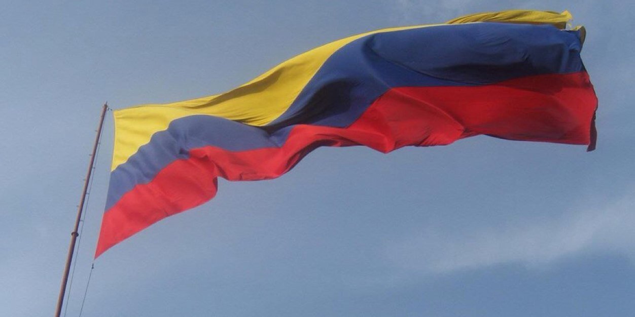 SANDRITARUIZ's profile banner image