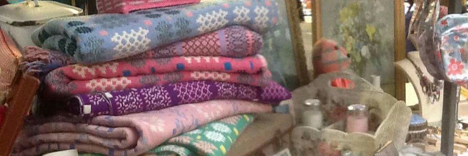 Bellemoon Vintage & Welsh Blankets banner
