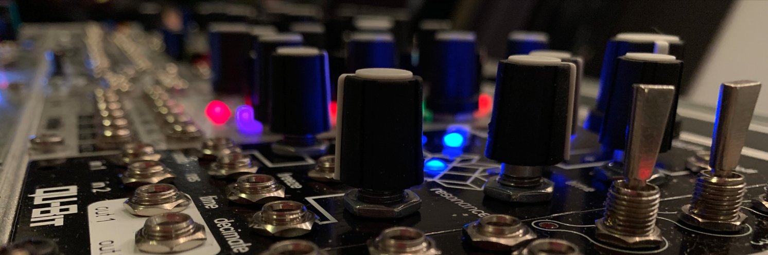 Cédric Aellen (🐘 social.lol/@alienlebarge) banner