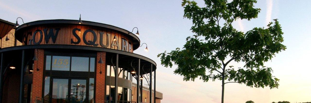 Glasgow Square Theatre banner
