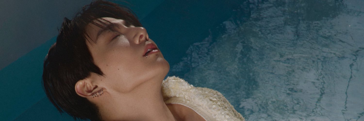 jungkook7nn's profile banner image