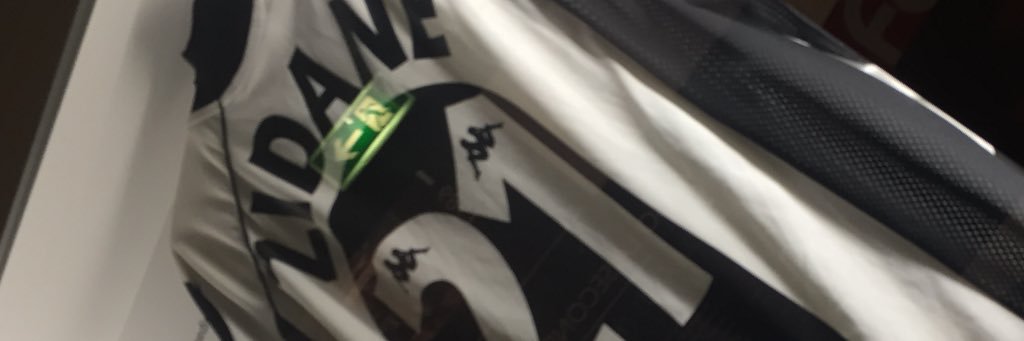 alei1004's profile banner image